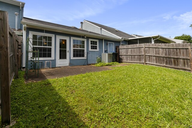 6755 Hickory Creek Rd, Chattanooga, TN 37421 - rear view of property with central air condition unit