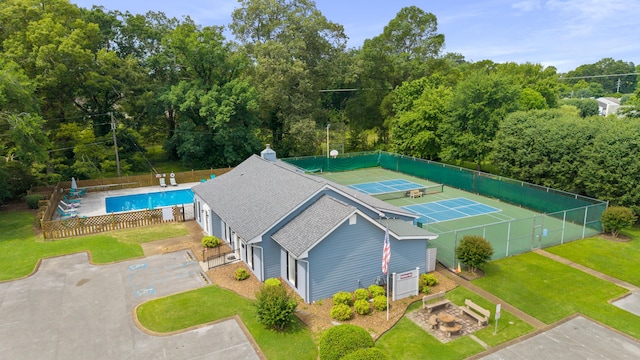 6755 Hickory Creek Rd, Chattanooga, TN 37421 - aerial view of a pool
