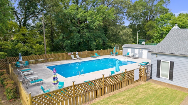 6755 Hickory Creek Rd, Chattanooga, TN 37421 - view of pool with a patio and view of scattered trees