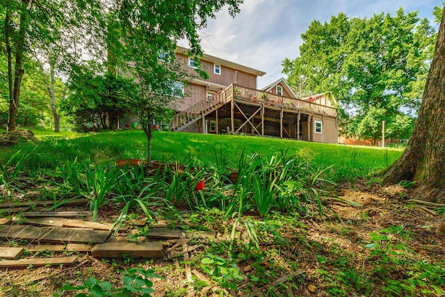 1820 Colonial Way Cir, Hixson, TN 37343 - back of property with a deck, stairs, and a yard