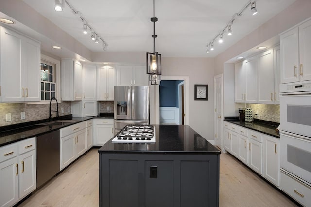 3 Chamblee Ct, Signal Mountain, TN 37377 - kitchen with appliances with stainless steel finishes and white cabinets