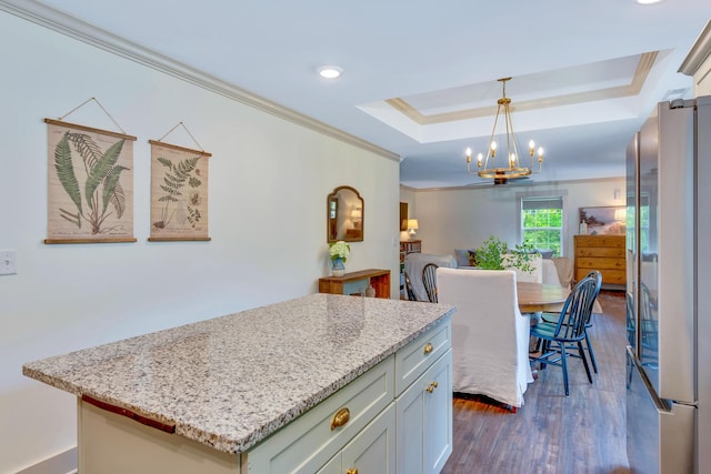 168 Middle Rd, Lookout Mountain, GA 30750 - kitchen featuring freestanding refrigerator, a chandelier, ornamental molding, dark wood-style flooring, and a center island