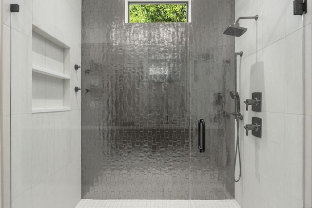 3634 Falkirk Way, Ooltewah, TN 37363 - full bath featuring a stall shower