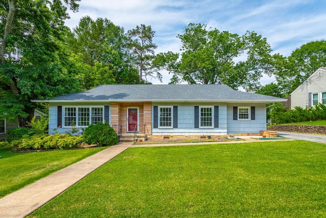105 Joyce Ave, Red Bank, TN 37415 - ranch-style house featuring a front yard and a shingled roof