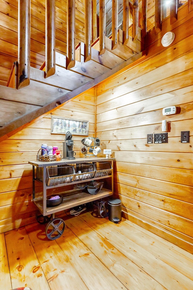 879 Amy Creek Cir, Ellijay, GA 30540 - detailed view of wood walls and wood finished floors
