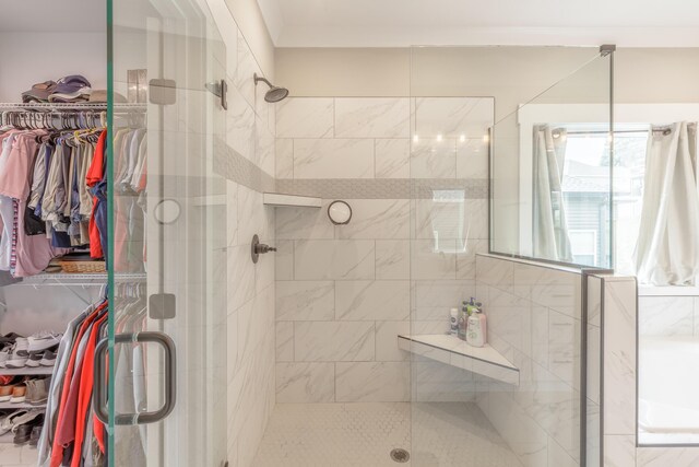 905 Live Oak Rd, Ringgold, GA 30736 - bathroom with a stall shower and a spacious closet