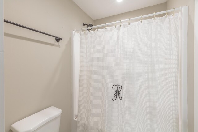 905 Live Oak Rd, Ringgold, GA 30736 - bathroom with toilet and curtained shower