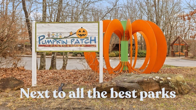 3412 Fairmount Pike, Signal Mountain, TN 37377 - view of community sign