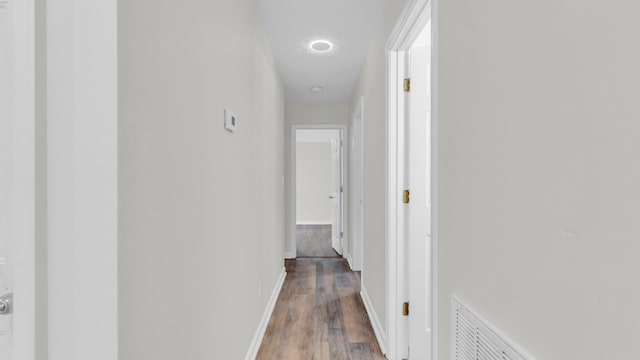 607 Gregory Ln, Lafayette, GA 30728 - hall featuring light wood-style flooring and baseboards