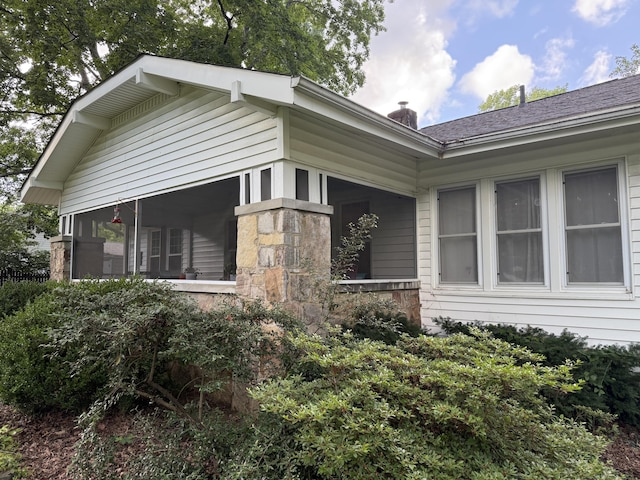 511 Georgia Ave, Signal Mountain, TN 37377 - view of side of home featuring a chimney