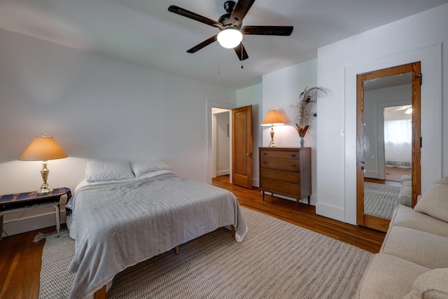 511 Georgia Ave, Signal Mountain, TN 37377 - bedroom with wood finished floors and ceiling fan