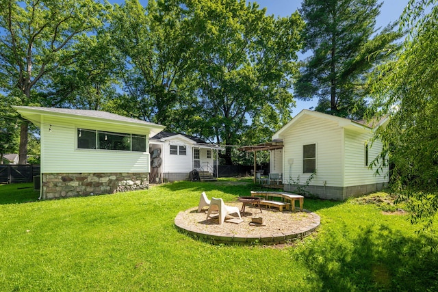 511 Georgia Ave, Signal Mountain, TN 37377 - view of yard featuring a fire pit and entry steps