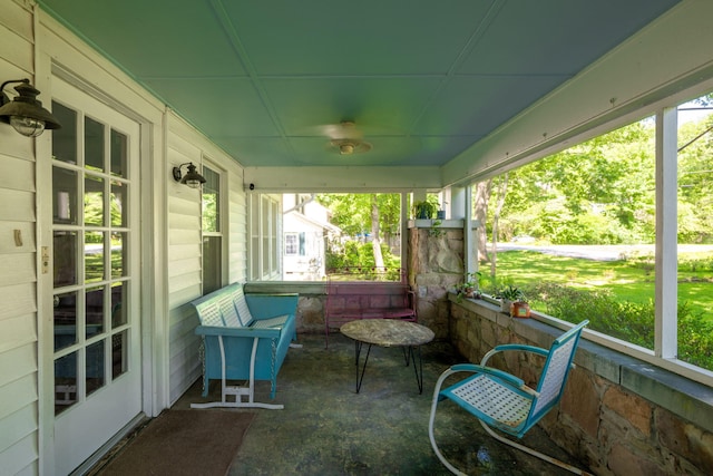511 Georgia Ave, Signal Mountain, TN 37377 - sunroom with healthy amount of natural light
