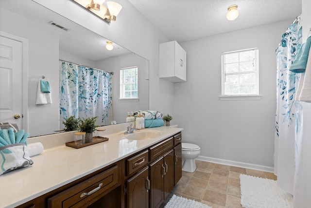 8616 Oak View Dr, Chattanooga, TN 37421 - full bathroom featuring vanity and curtained shower
