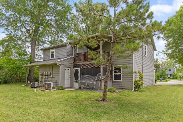 1433 Stratton Place Dr, Chattanooga, TN 37421 - back of house with a yard