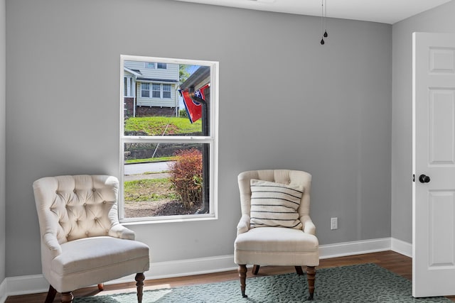 2001 Vine St, Chattanooga, TN 37404 - living area with wood finished floors and baseboards