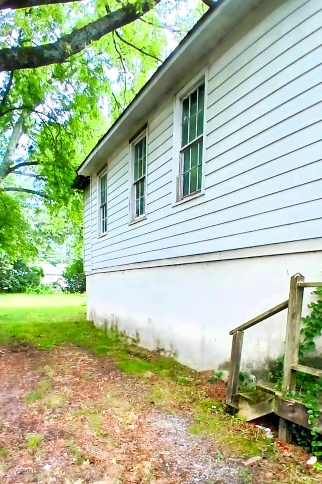 207 W 9th St, Chickamauga, GA 30707 - view of side of property