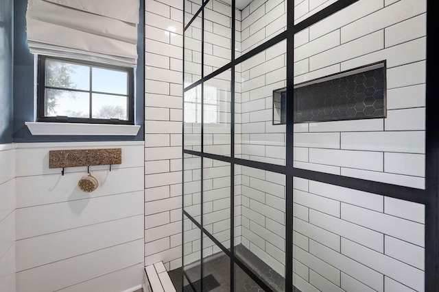 414 N Three Notch Rd, Ringgold, GA 30736 - bathroom featuring walk in shower