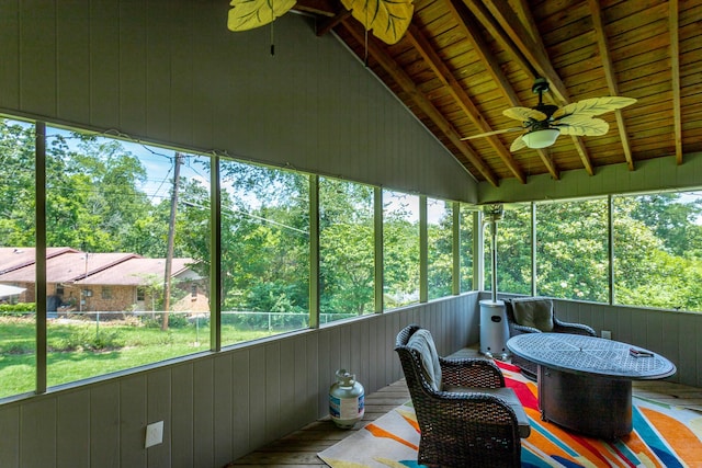 409 Caraway Turn, Chattanooga, TN 37415 - sunroom featuring a ceiling fan