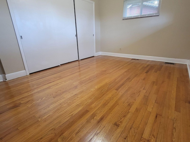 305 Barbara Cir, Chattanooga, TN 37411 - unfurnished bedroom featuring light wood-style floors
