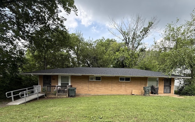 1187 Wheeler Ave, Chattanooga, TN 37406 - view of front of house featuring a front yard and brick siding
