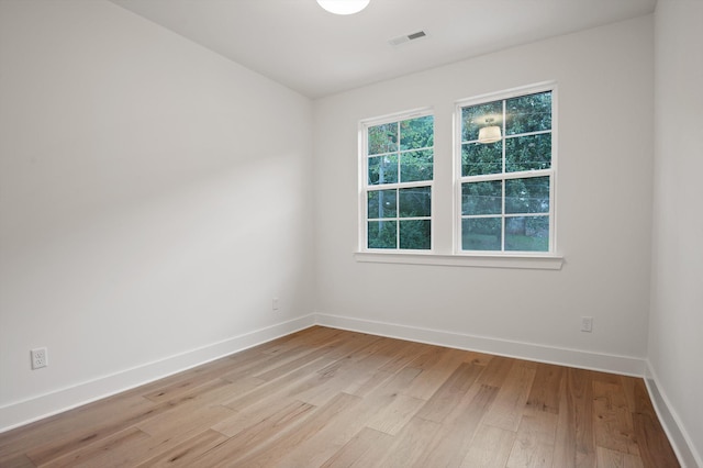 4206 Oakland Ter N, Red Bank, TN 37415 - spare room with light wood-style flooring and baseboards