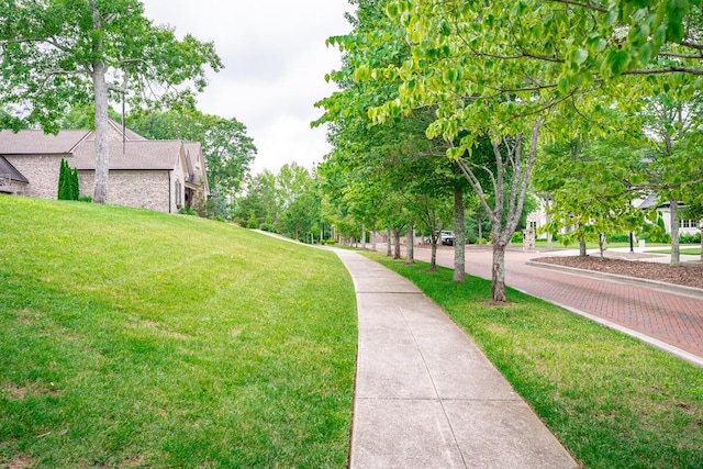 2324 Dogwood Grove Cir, Signal Mountain, TN 37377