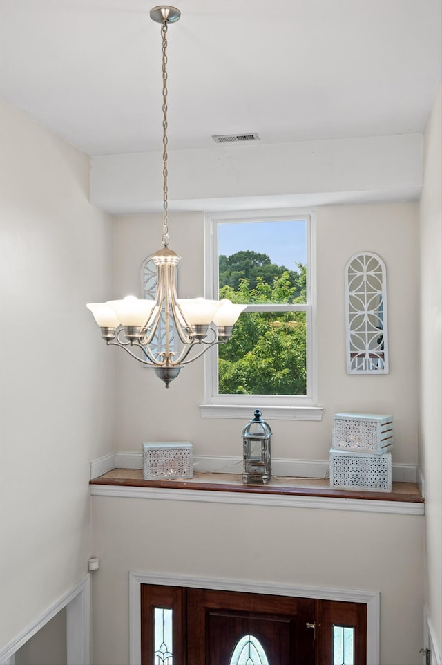 7470 Jester Ct, Ooltewah, TN 37363 - detailed view of a chandelier
