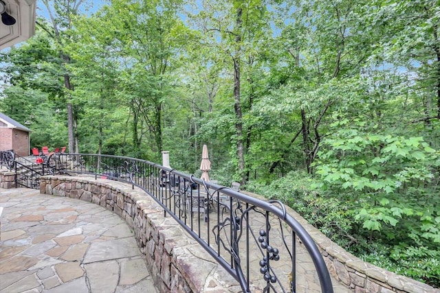 5 Woodland Way, Chattanooga, TN 37419 - view of patio / terrace