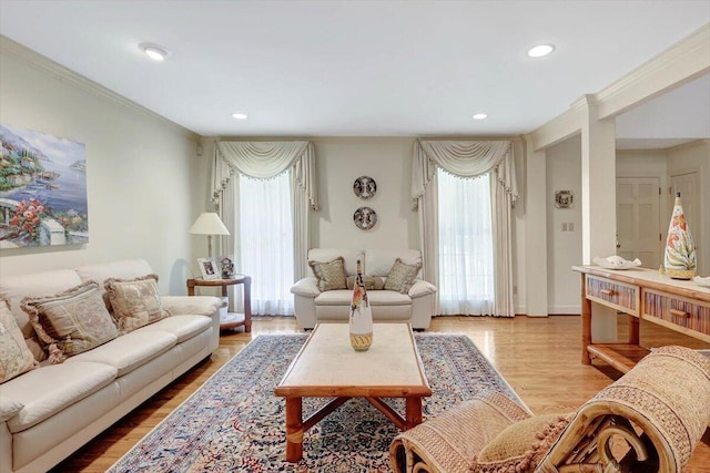 5 Woodland Way, Chattanooga, TN 37419 - living room with healthy amount of natural light, crown molding, wood finished floors, and recessed lighting