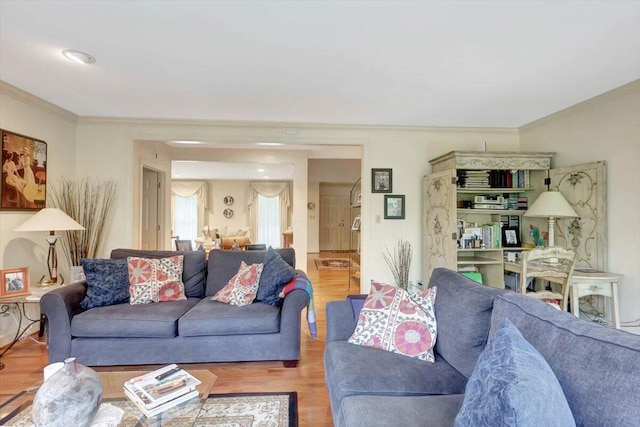 5 Woodland Way, Chattanooga, TN 37419 - living room featuring crown molding and wood finished floors