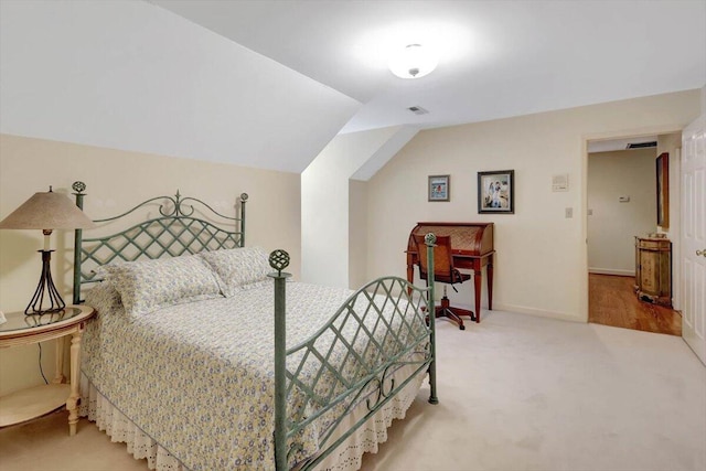 5 Woodland Way, Chattanooga, TN 37419 - carpeted bedroom with vaulted ceiling and baseboards