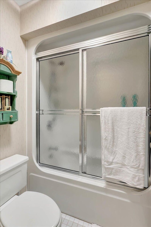 5 Woodland Way, Chattanooga, TN 37419 - bathroom featuring combined bath / shower with glass door and tile patterned floors