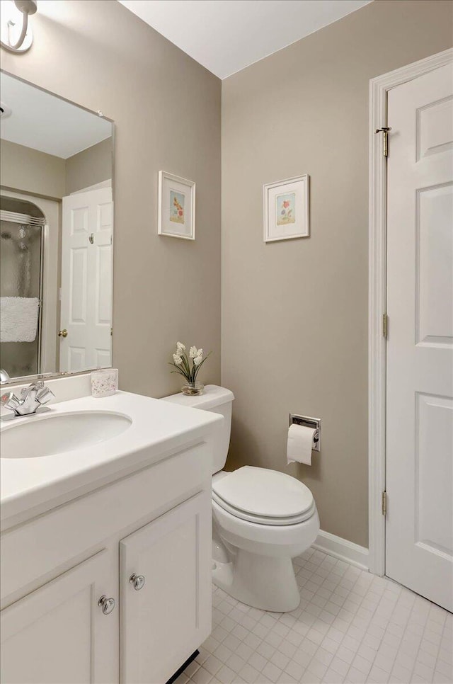 5 Woodland Way, Chattanooga, TN 37419 - bathroom featuring tile patterned flooring, vanity, and an enclosed shower