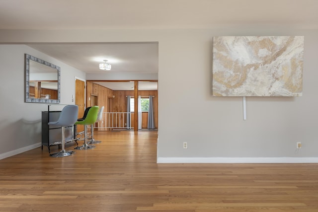 4412 Live Oak Ln, Chattanooga, TN 37411 - interior space featuring wood finished floors and baseboards