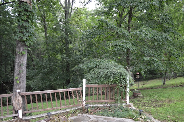 8211 Troubadour Way, Ooltewah, TN 37363 - view of deck