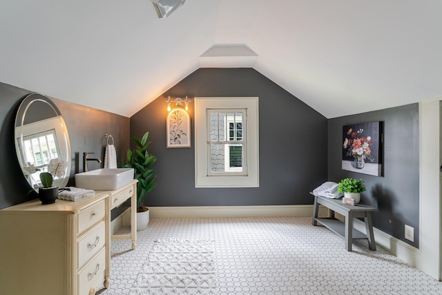 4503 Saint Elmo Ave, Chattanooga, TN 37409 - interior space featuring plenty of natural light, vaulted ceiling, and light carpet