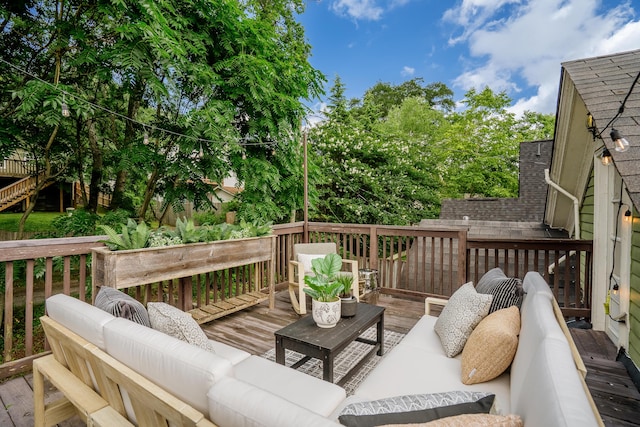 4503 Saint Elmo Ave, Chattanooga, TN 37409 - wooden terrace with an outdoor living space