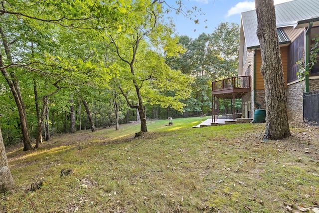 68 Bluff View Dr, Dunlap, TN 37327 - view of grassy yard featuring a deck and a patio