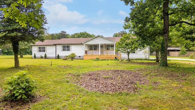 8208 Hixson Springs Rd, Signal Mountain, TN 37377 - ranch-style home with crawl space, a front lawn, and covered porch