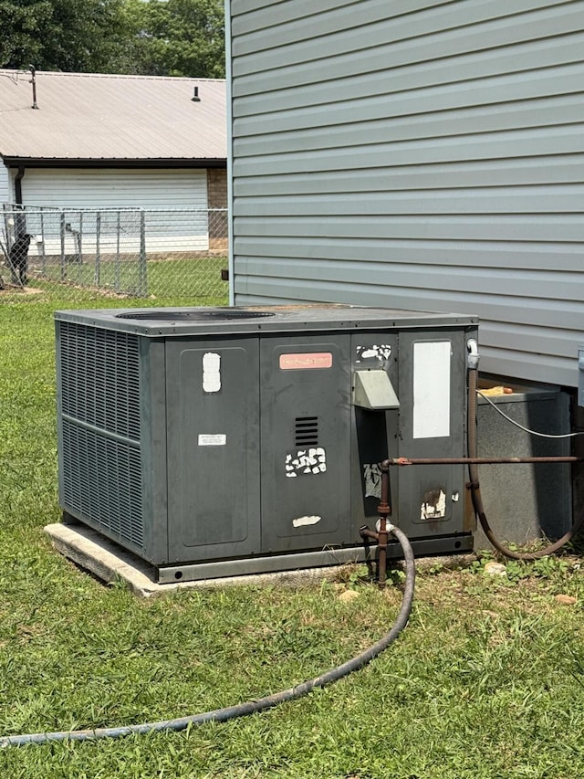 78 Mcdonough St, Dunlap, TN 37327 - exterior view of a central air condition unit