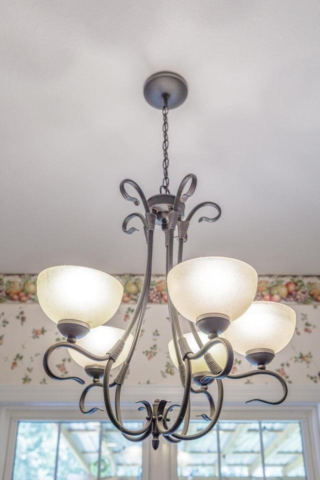 1103 Monroe Green Rd, Trion, GA 30753 - detailed view of a chandelier