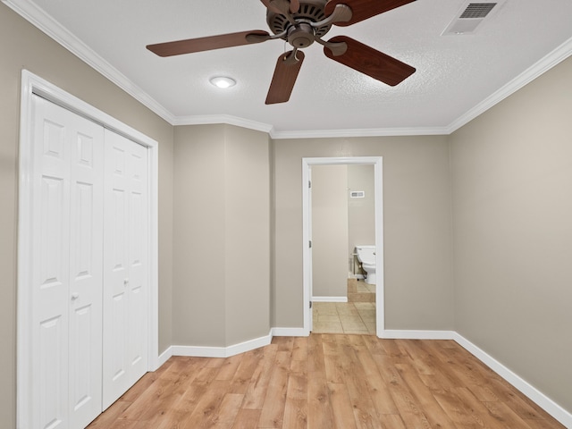 957 Elaine Trl, Chattanooga, TN 37421 - unfurnished bedroom featuring light wood-style floors, ornamental molding, a closet, ceiling fan, and recessed lighting