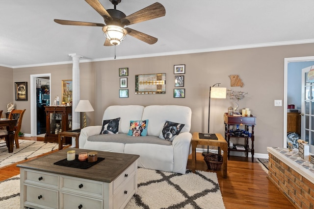 1008 Panorama Dr, Chattanooga, TN 37421 - living area with crown molding, light wood-style floors, and ceiling fan