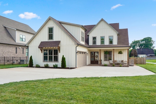 6822 Bacon Ln Unit B, Chattanooga, TN 37421 - modern farmhouse featuring board and batten siding, driveway, and roof with shingles