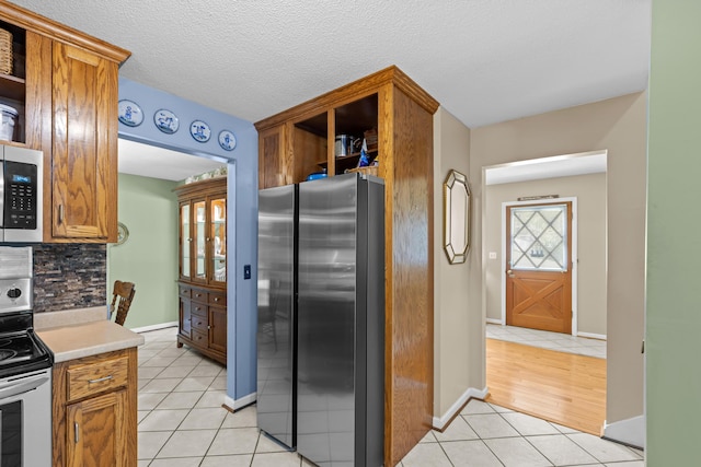 818 Sutton Dr, Hixson, TN 37343