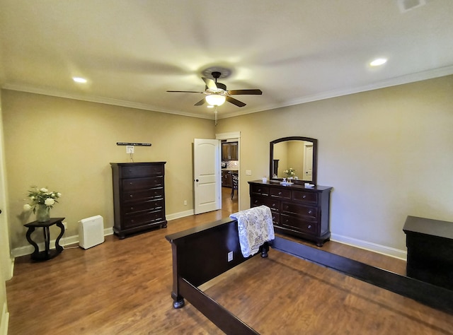 179 Trade Wind Dr, Fort Oglethorpe, GA 30742 - bedroom featuring wood finished floors, recessed lighting, ornamental molding, and a ceiling fan