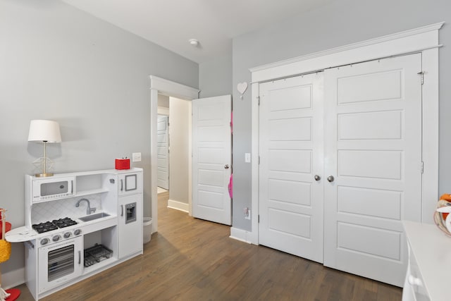3528 Morning Dew Cv, Apison, TN 37302 - bedroom featuring dark wood-style floors and a closet