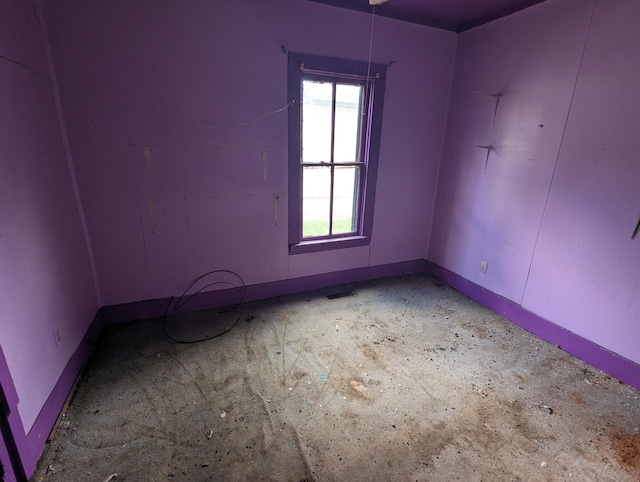 2307 E 35th St, Chattanooga, TN 37407 - empty room featuring healthy amount of natural light