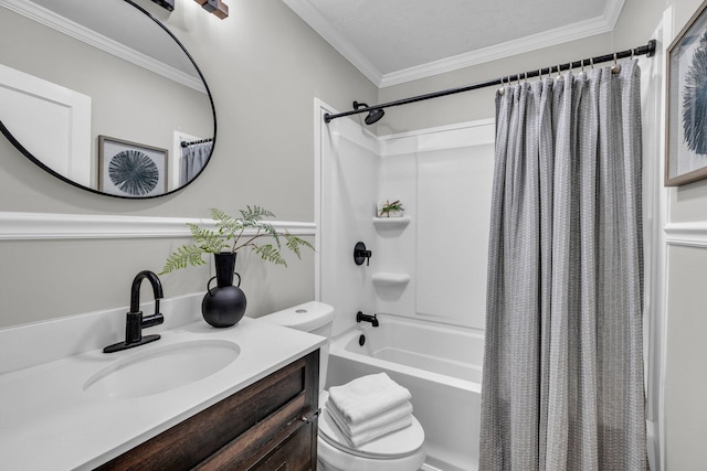 1610 Truman Ave, Chattanooga, TN 37412 - bathroom with shower / tub combo with curtain, vanity, and ornamental molding